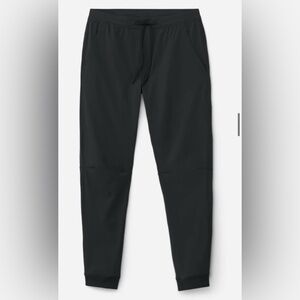Ten Thousand Men’s black Interval Jogger